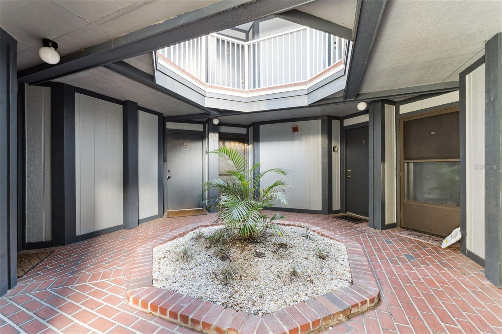 SOUTHPOINTE CONDO - Residential