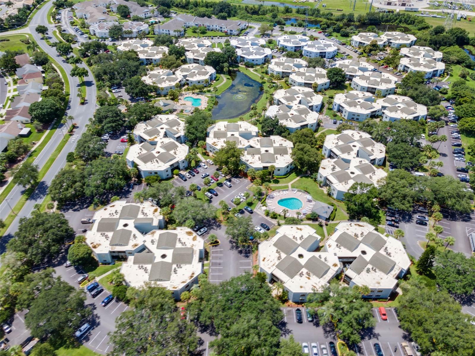 SOUTHPOINTE CONDO - Residential