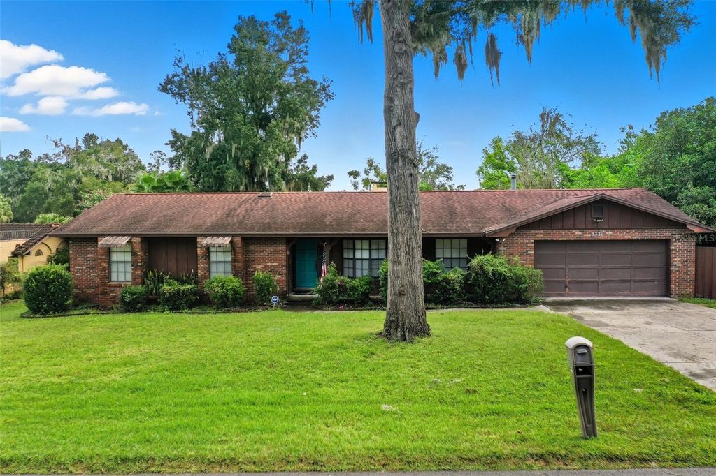 Photo of 3331 SE 30th Terrace, Ocala, FL 34471 (MLS # O6351216)