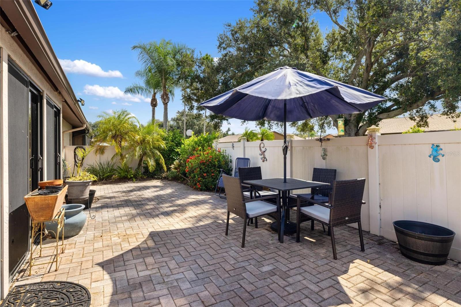 CURRY COVE - Residential