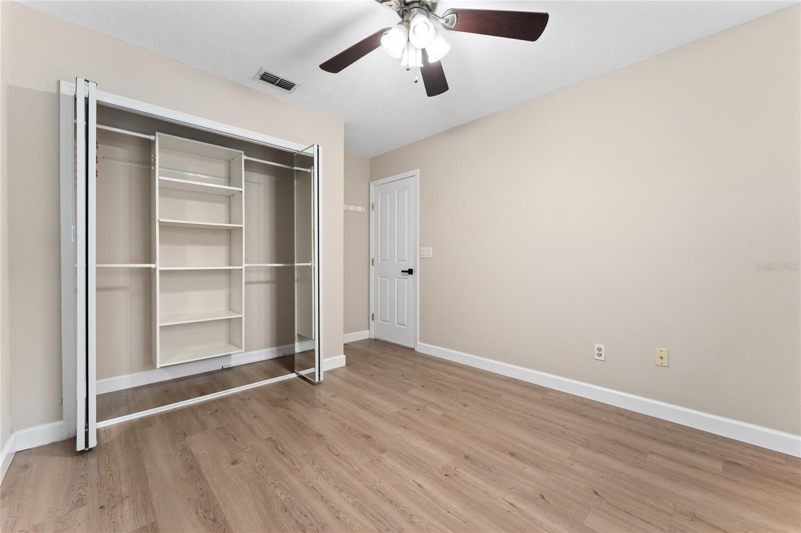 DEER RUN UNIT 19A - Residential Lease