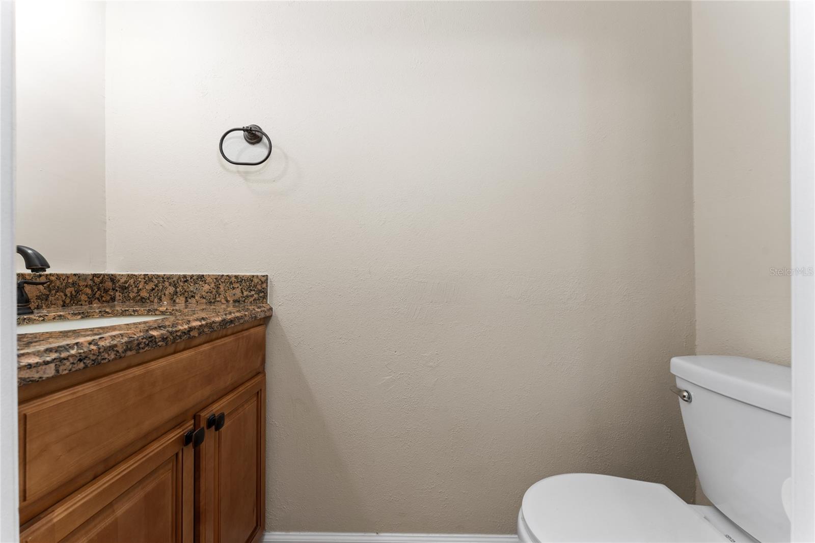 DEER RUN UNIT 19A - Residential Lease