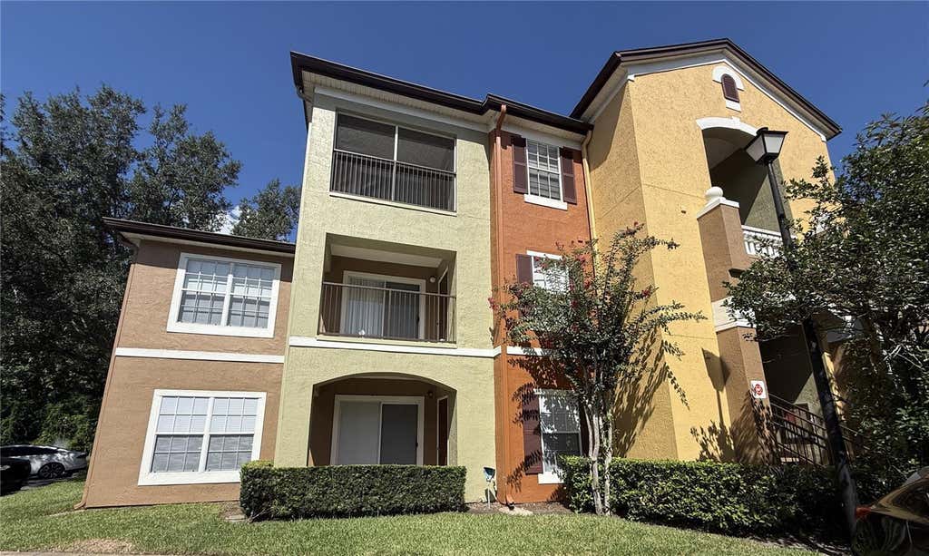 Photo of 12602 Crest Springs Lane #1311, Orlando, FL 32828 (MLS # O6431119)