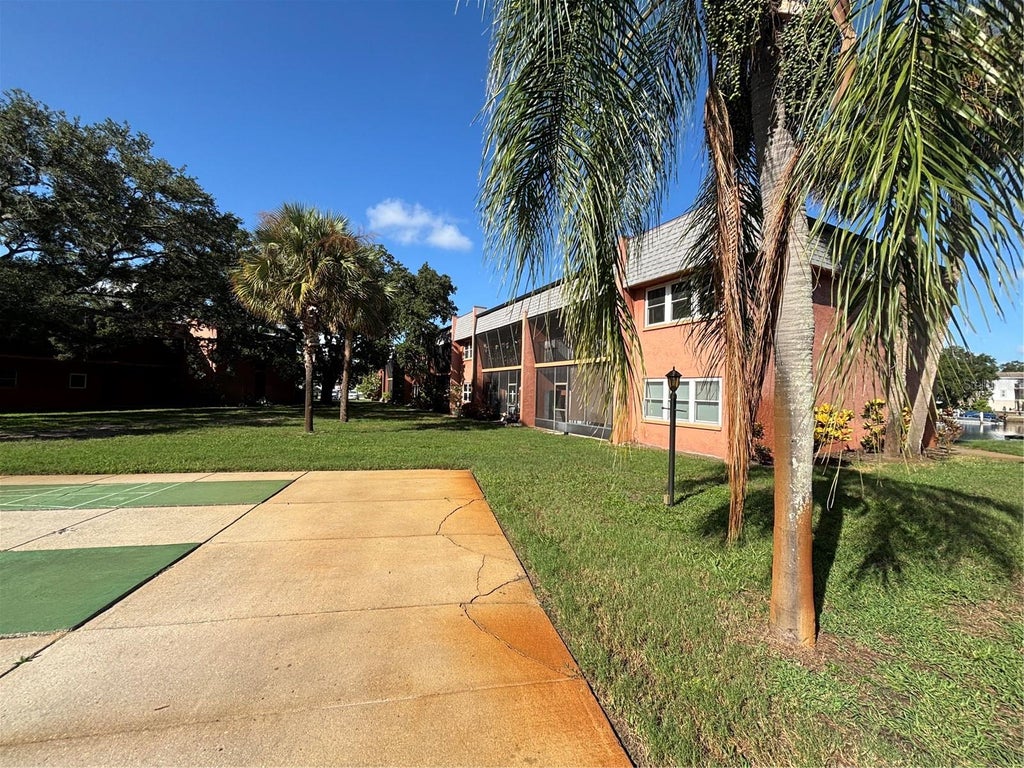 Photo of 4805 Alt 19 #624, Palm Harbor, FL 34683 (MLS # TB8538194)