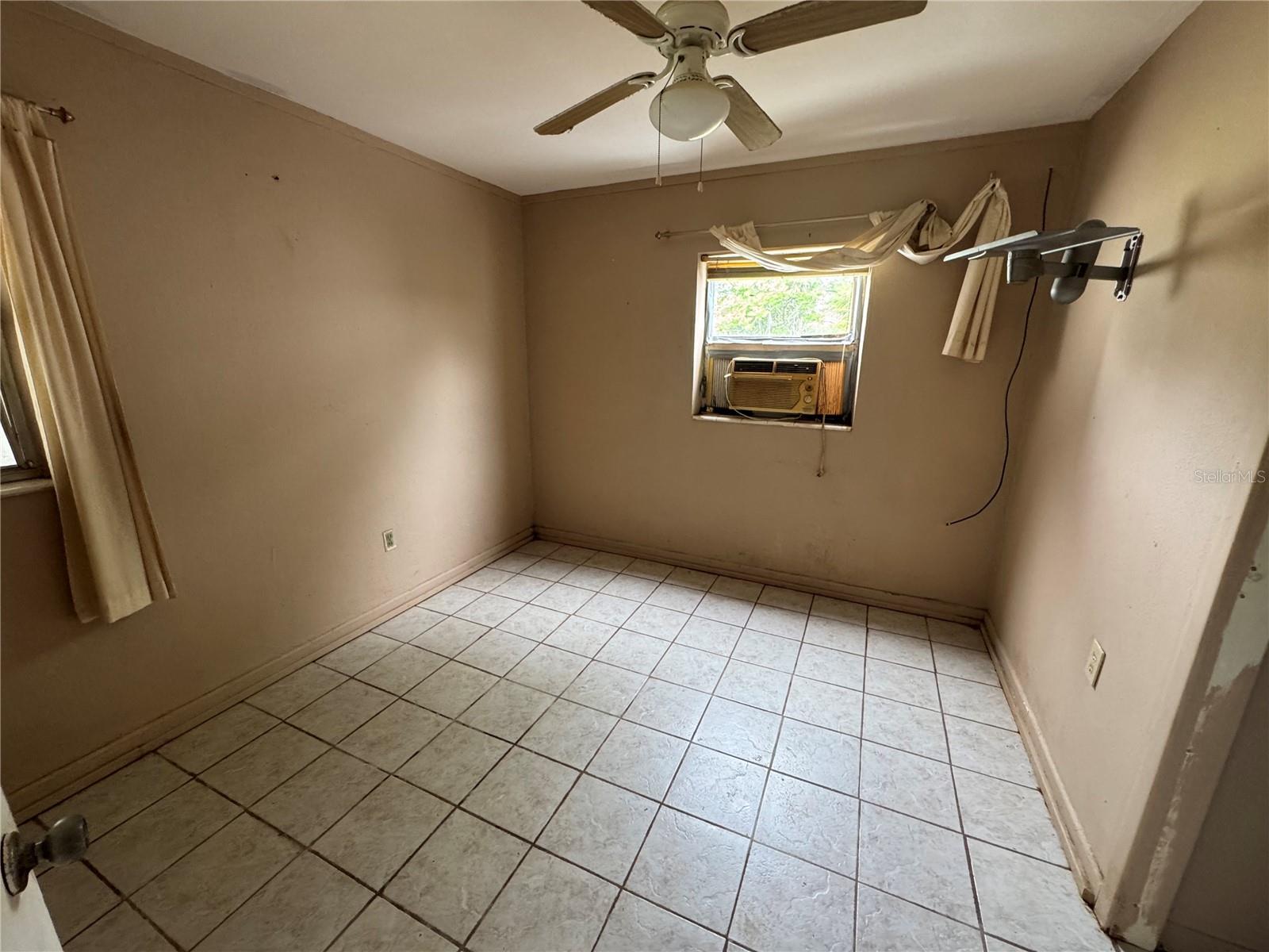 LAKE APOPKA BEACH ADD 02 - Residential