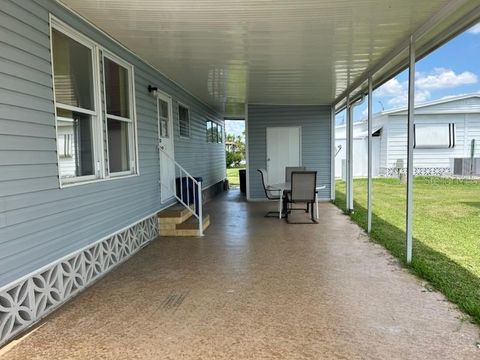 A home in SARASOTA