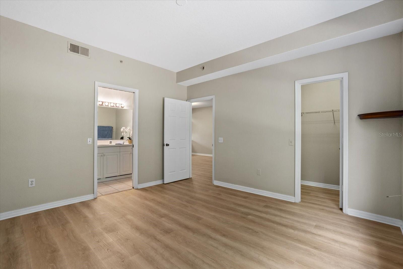 PINESTONE AT PALMER RANCH - Residential