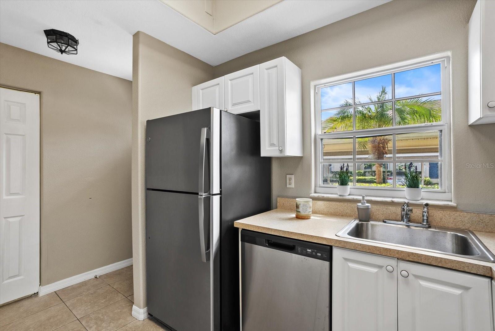 PINESTONE AT PALMER RANCH - Residential