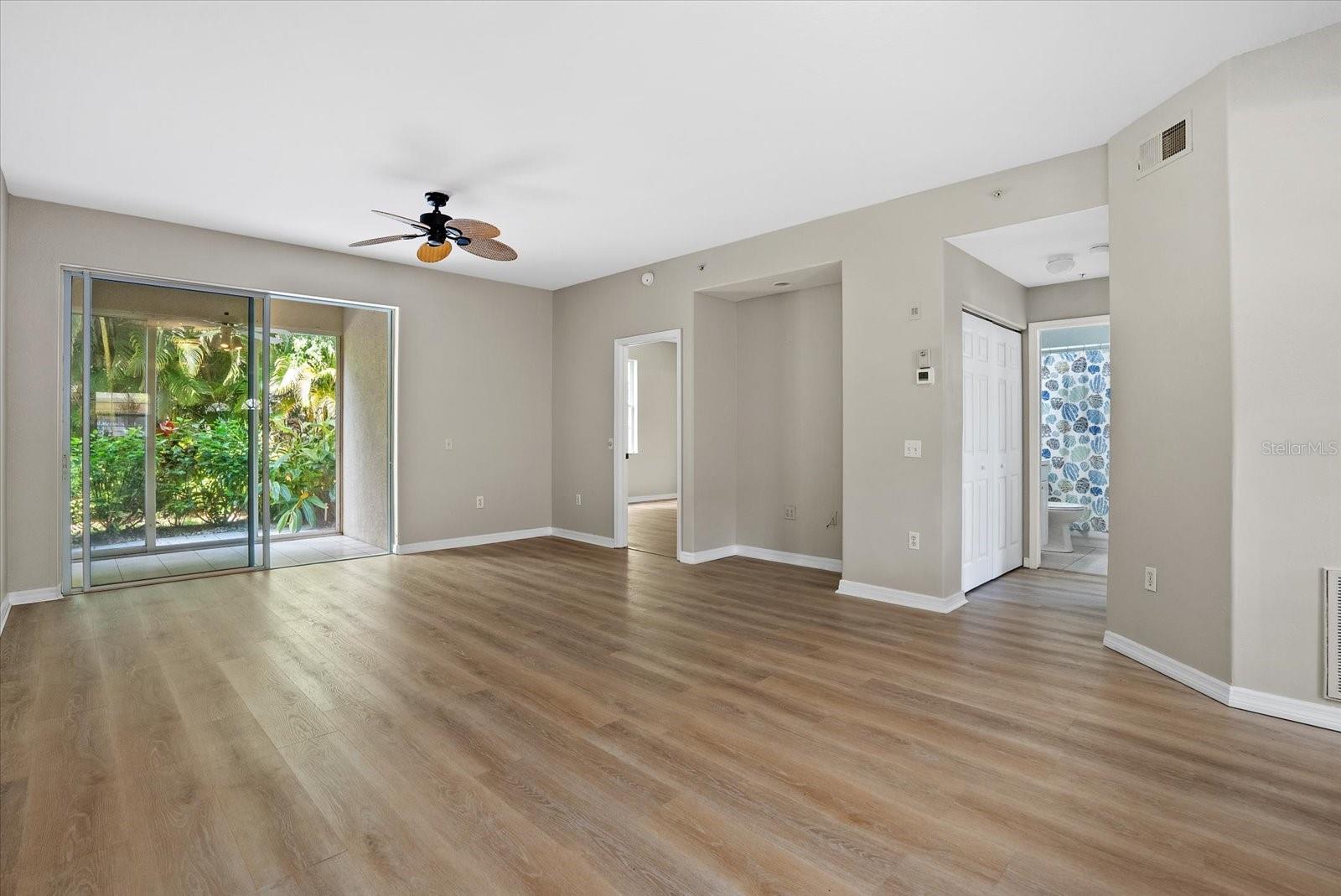 4275 CASTLEBRIDGE LANE 1312