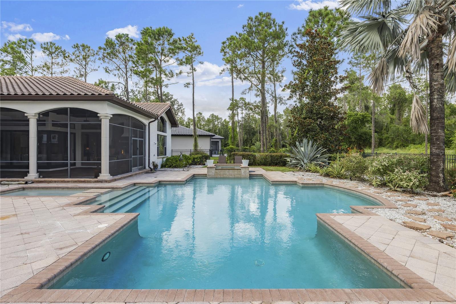 BELLA COLLINA - Residential