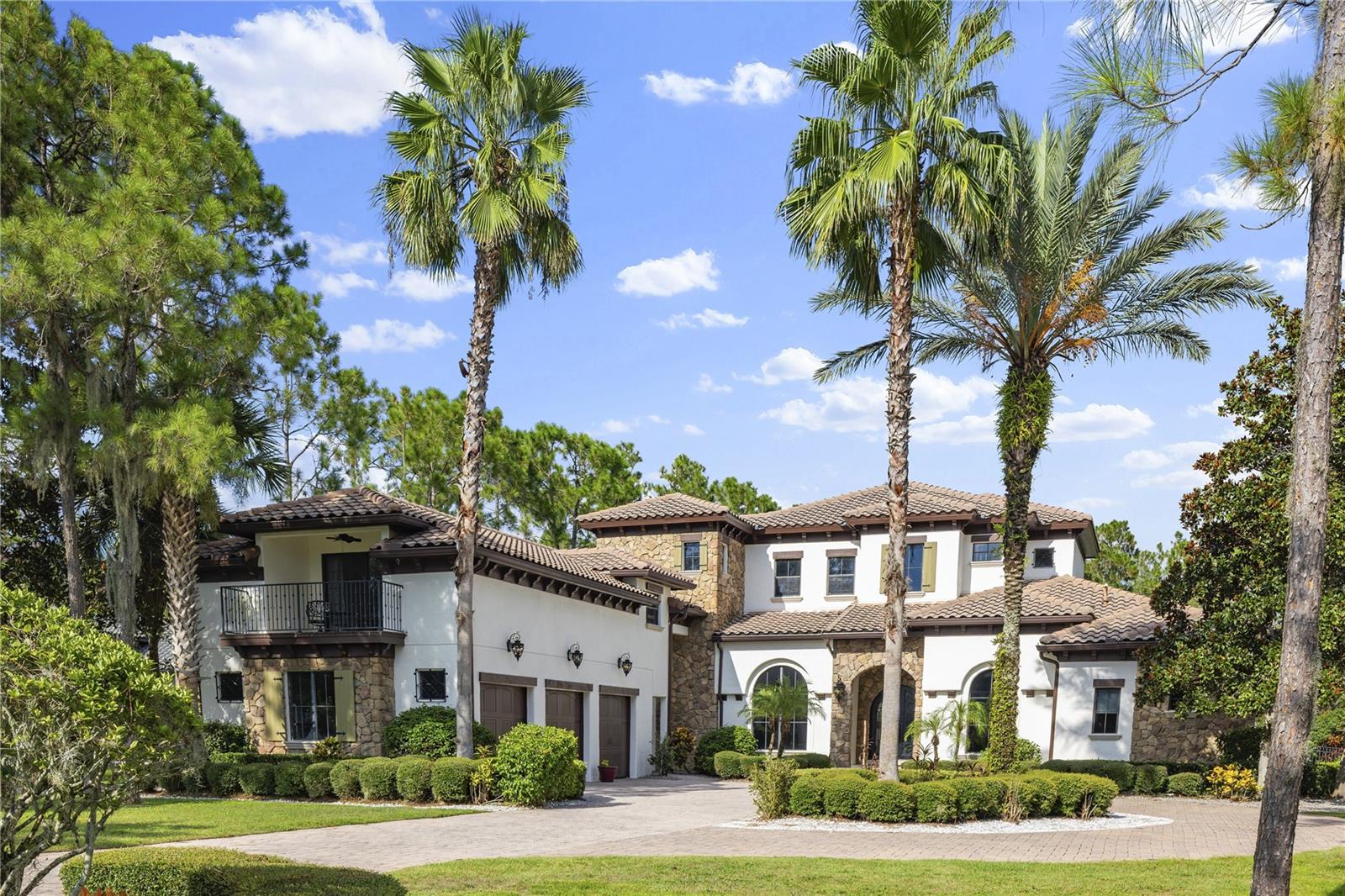 BELLA COLLINA - Residential