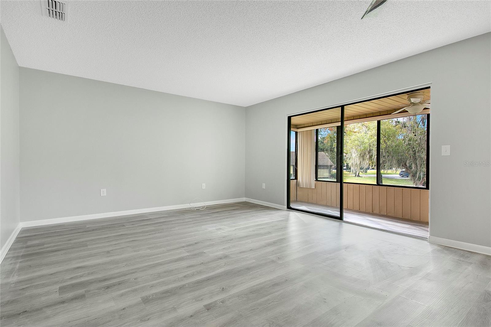 FAIRWAYS/SILVER SPGS SHRS CONDO - Residential