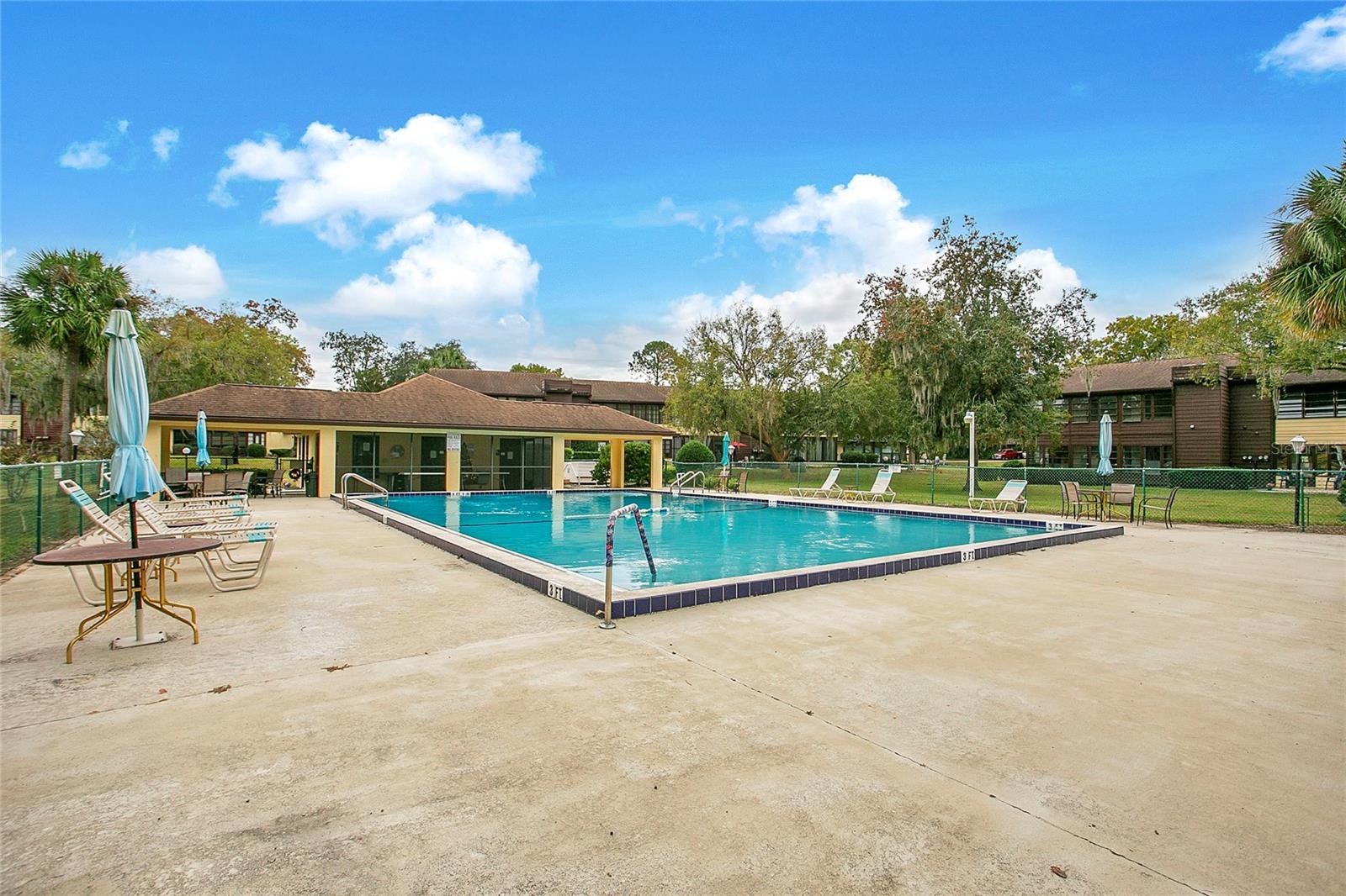 FAIRWAYS/SILVER SPGS SHRS CONDO - Residential