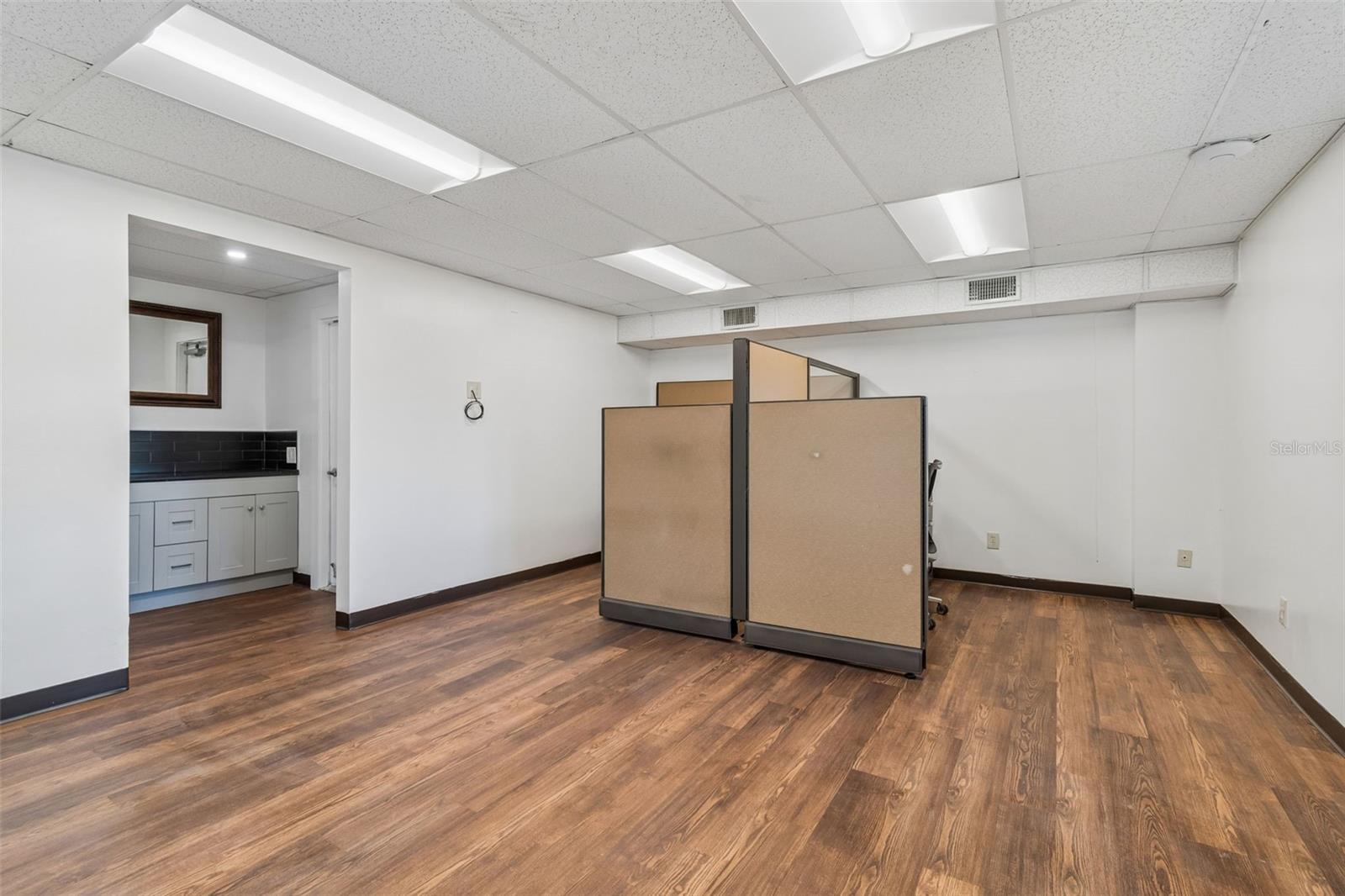 DUNCANS A H RESUB - Commercial Sale