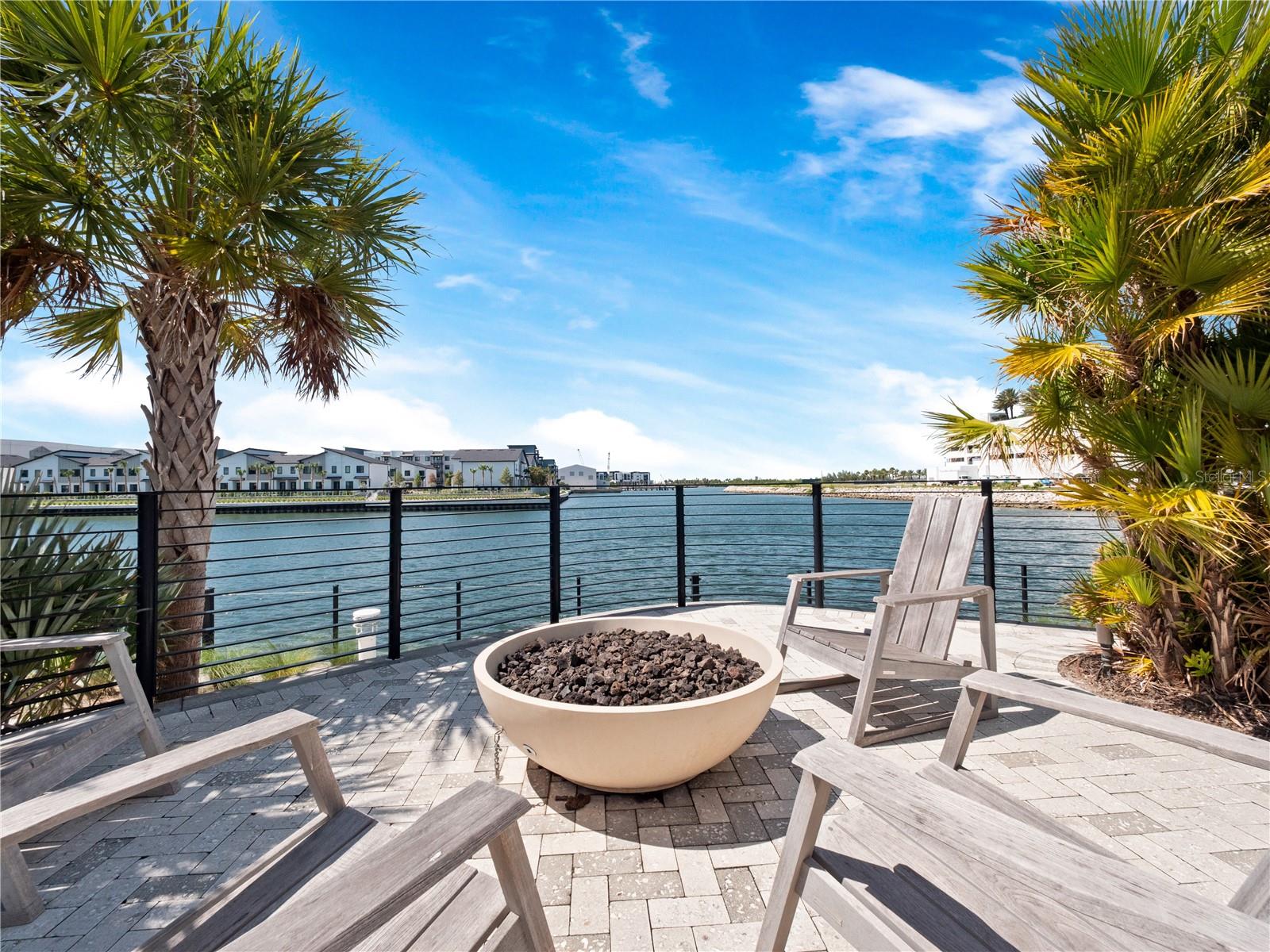 INLET SHORE TWNHMS PH 2A & 2B - Residential