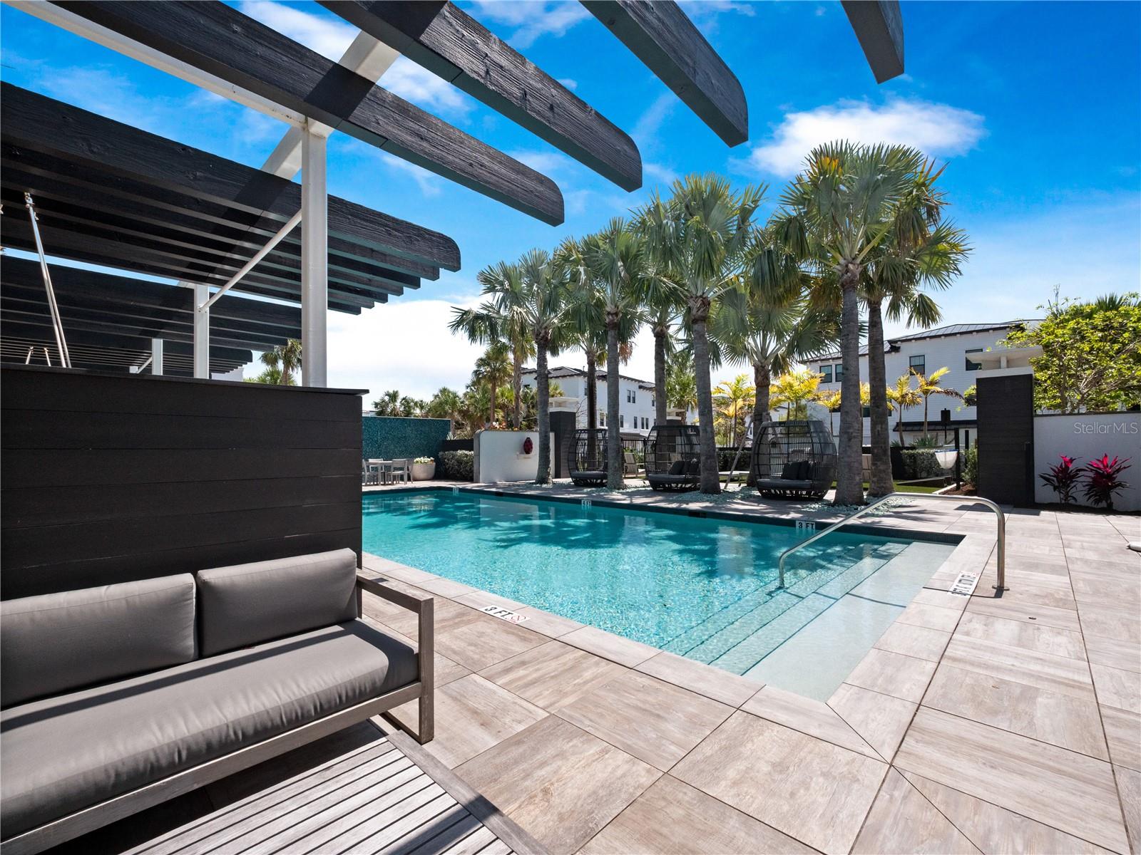 INLET SHORE TWNHMS PH 2A & 2B - Residential