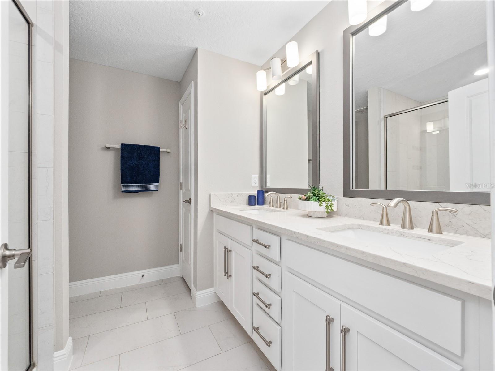 INLET SHORE TWNHMS PH 2A & 2B - Residential