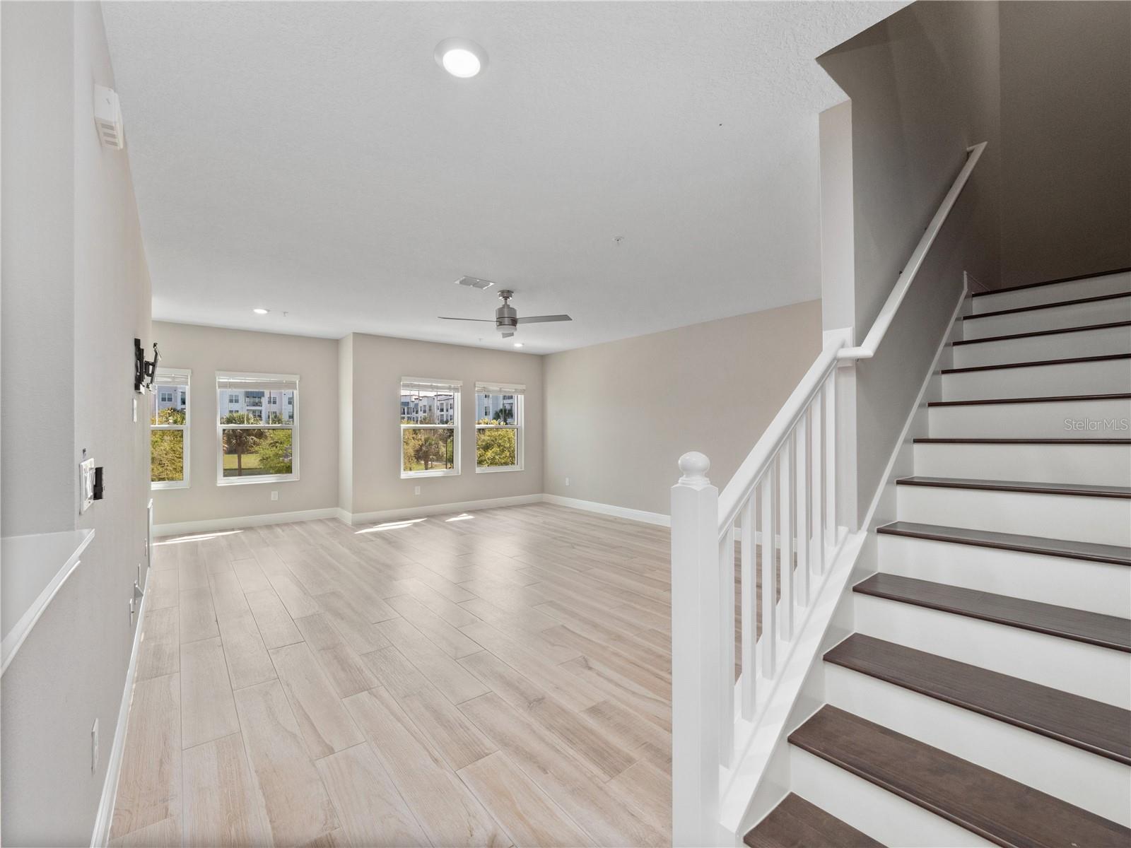 INLET SHORE TWNHMS PH 2A & 2B - Residential