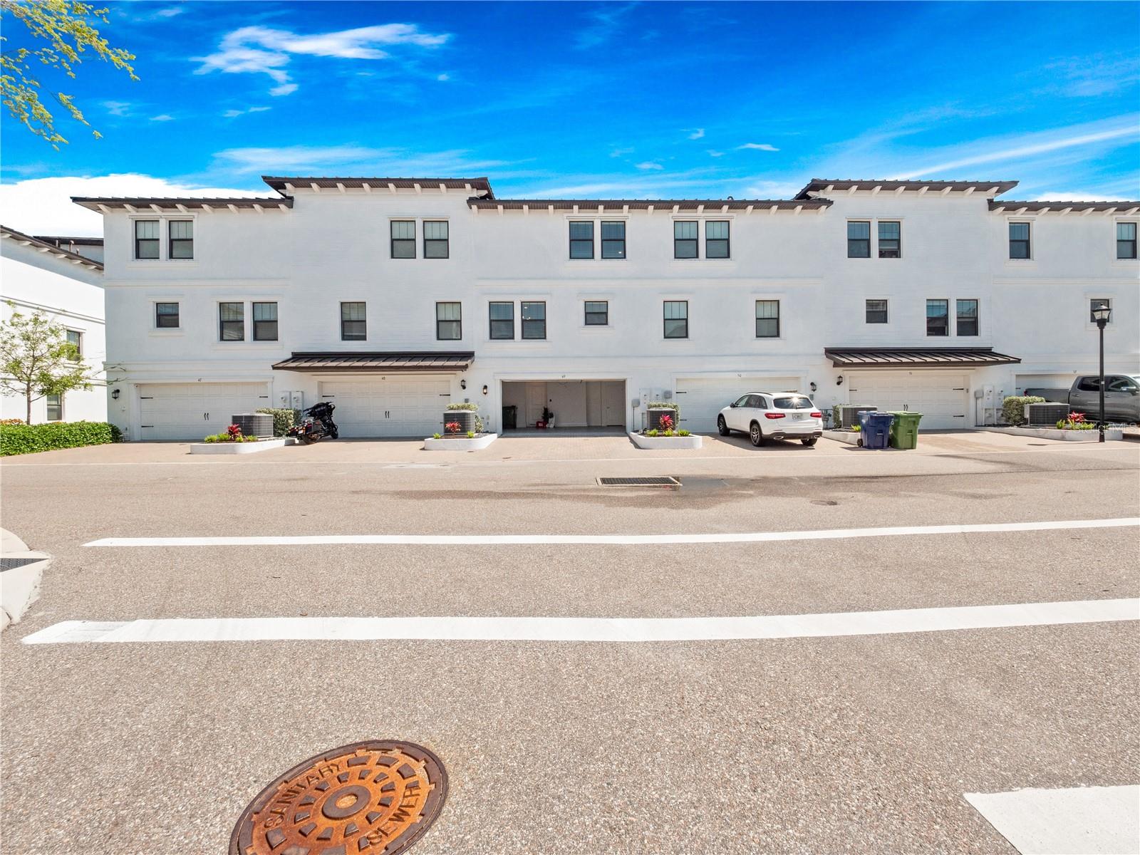 INLET SHORE TWNHMS PH 2A & 2B - Residential