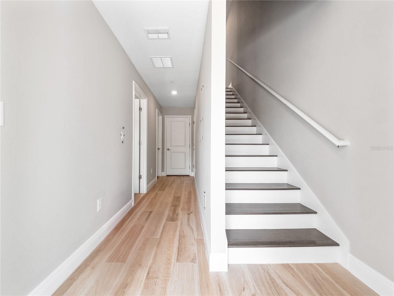 INLET SHORE TWNHMS PH 2A & 2B - Residential