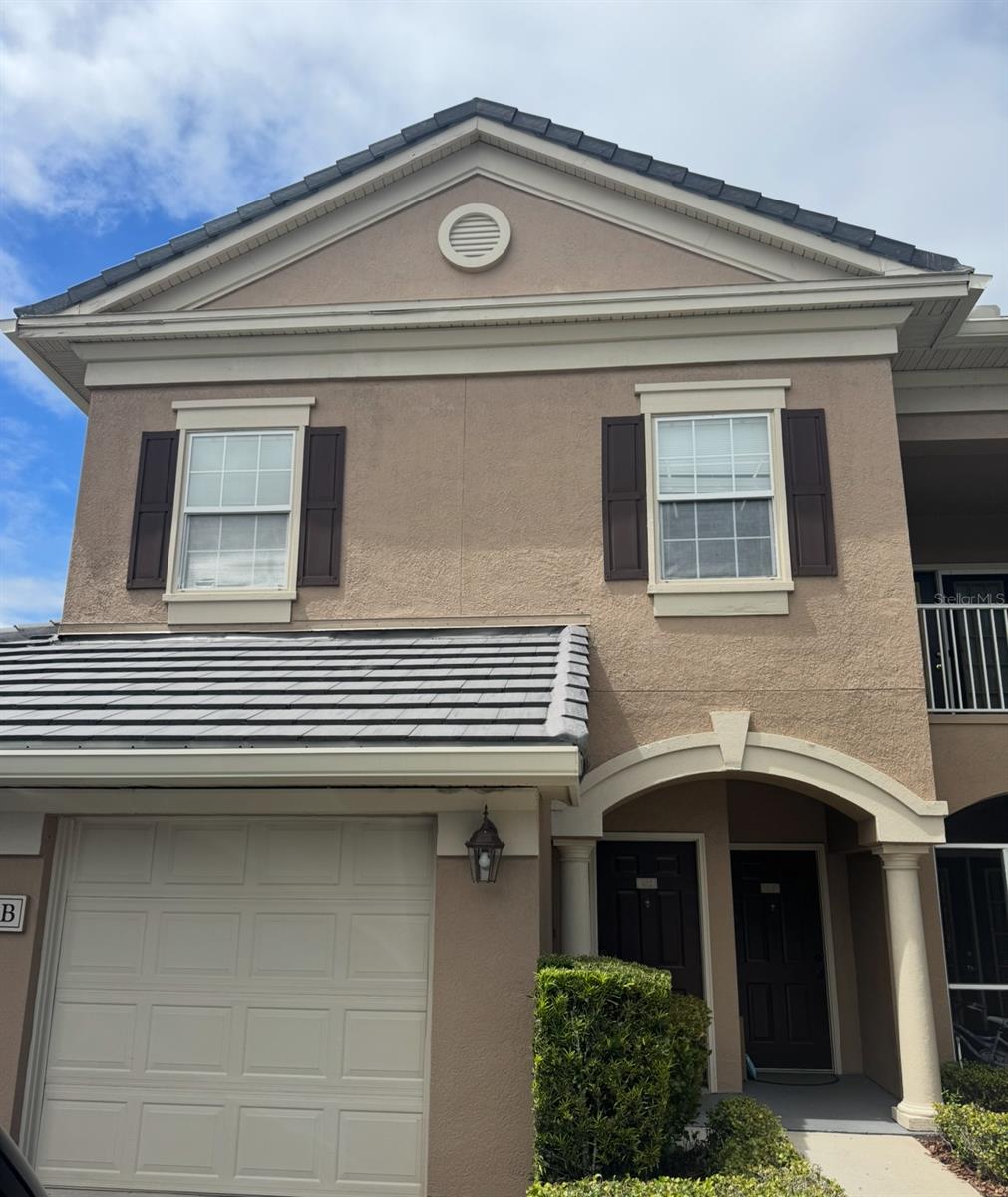 Experience life at Capri at Hunter's Creek, one of Orlando's most desirable communities. Hunter's Creek has positioned itself among the best suburbs in the Orlando area, with excellent schools, easy access to shopping and major thoroughfares, proximity to the airport and theme parks, and a peaceful, family-friendly atmosphere. This condominium offers modern renovations, a prime location, and all amenities included: an ideal place to live!