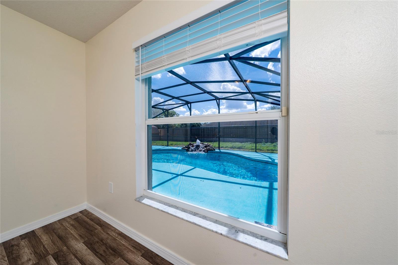 CANOE CREEK LAKES UNIT 4 - Residential