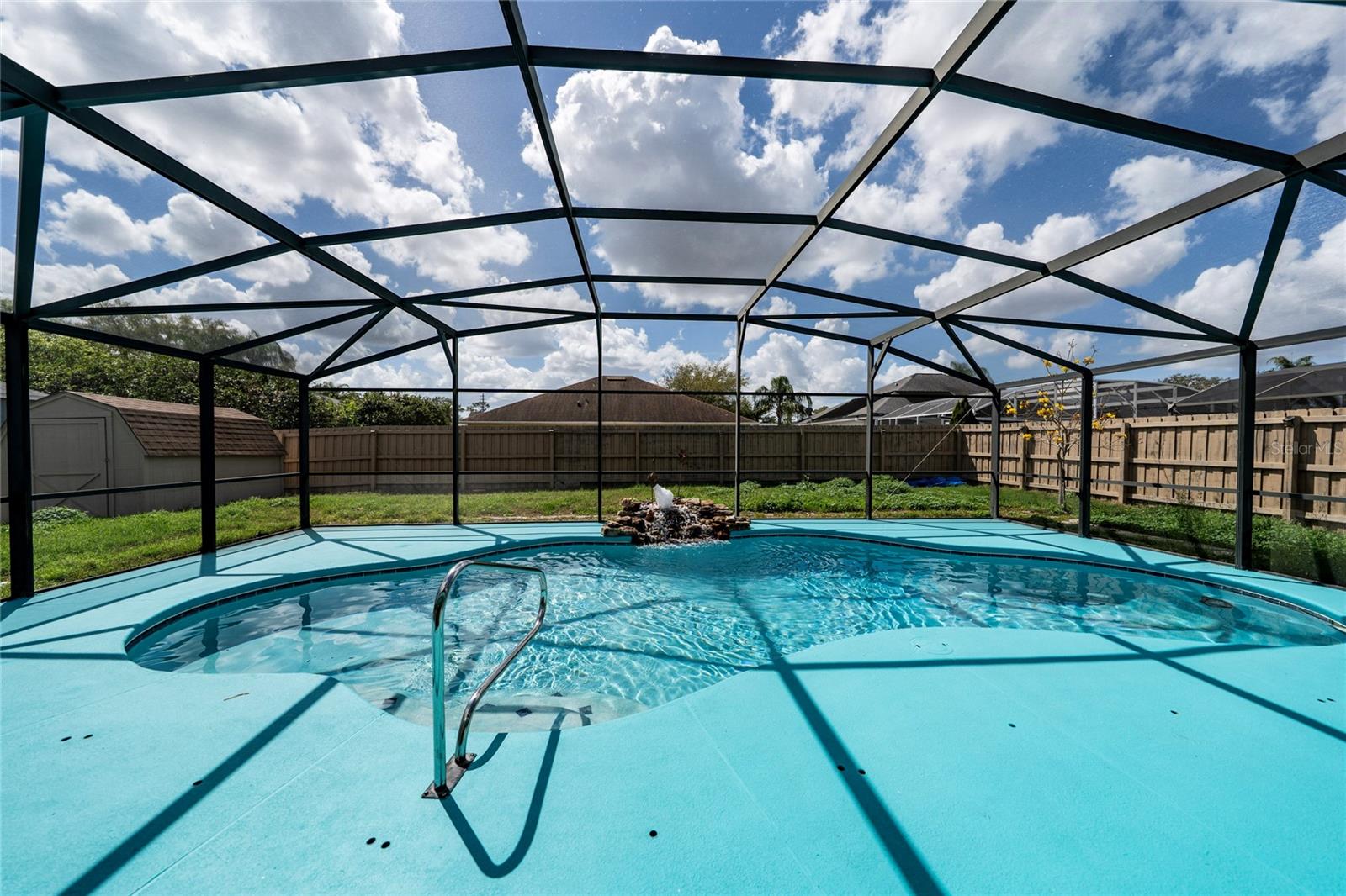 CANOE CREEK LAKES UNIT 4 - Residential