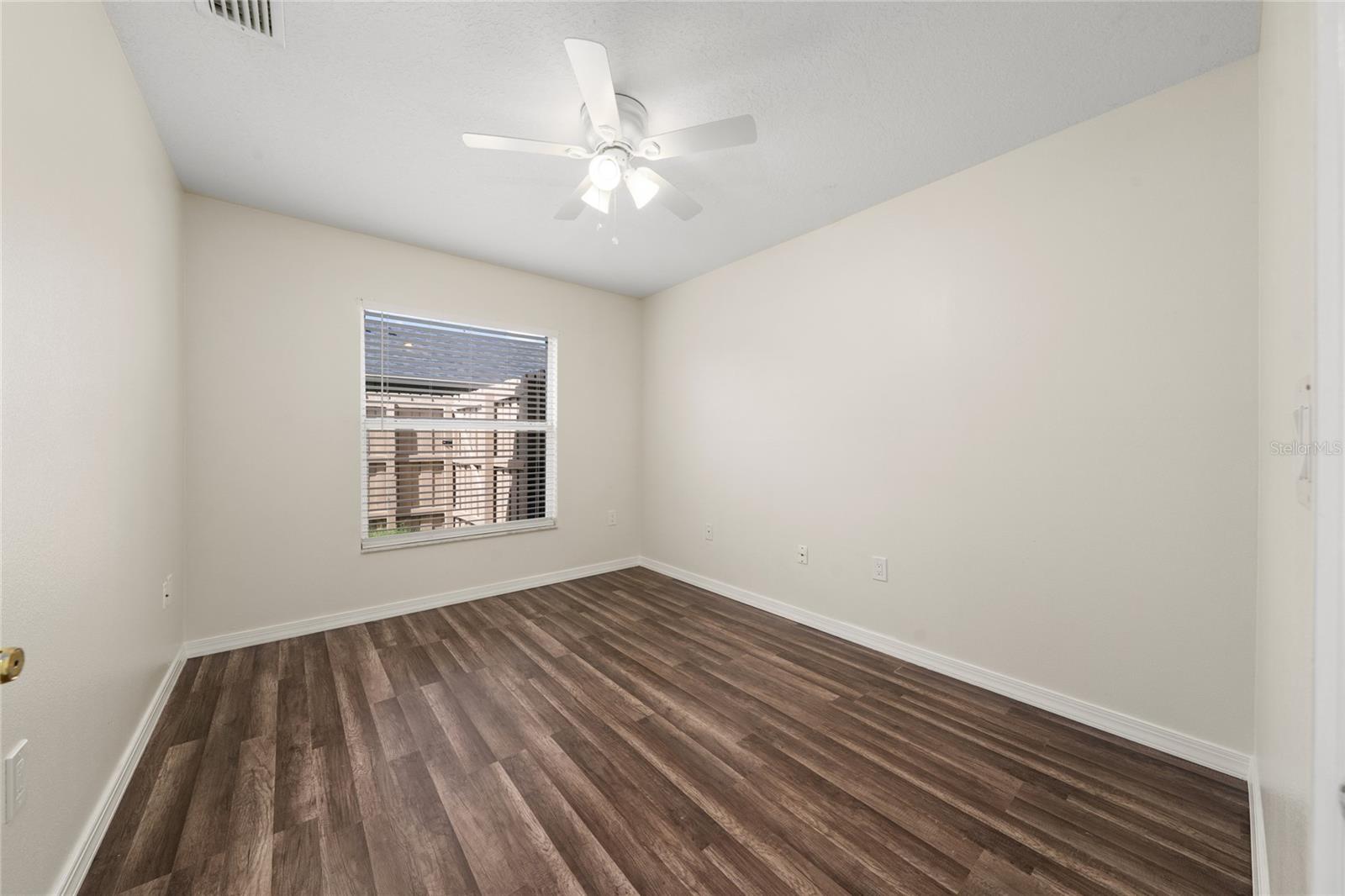 CANOE CREEK LAKES UNIT 4 - Residential