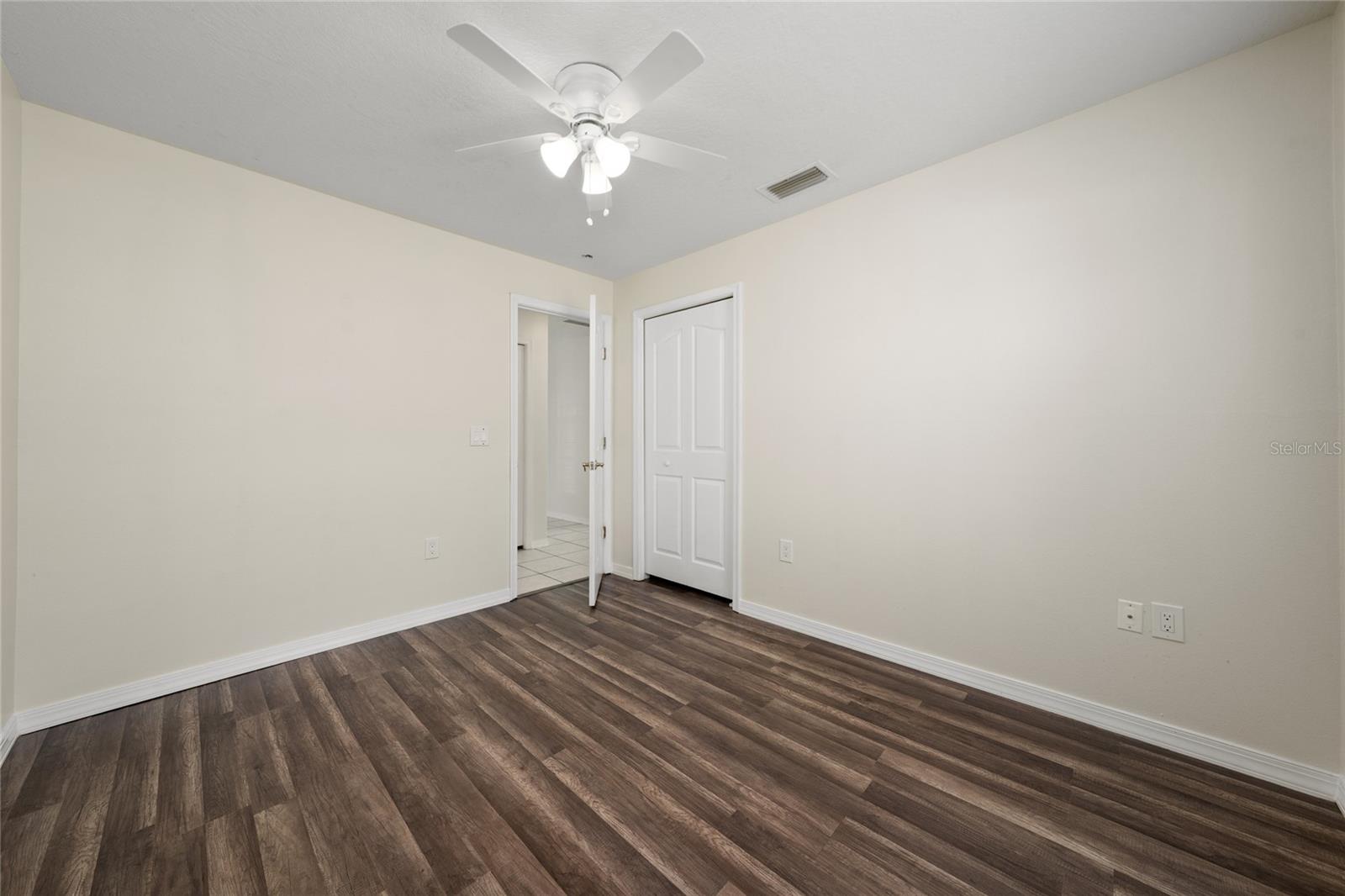 CANOE CREEK LAKES UNIT 4 - Residential