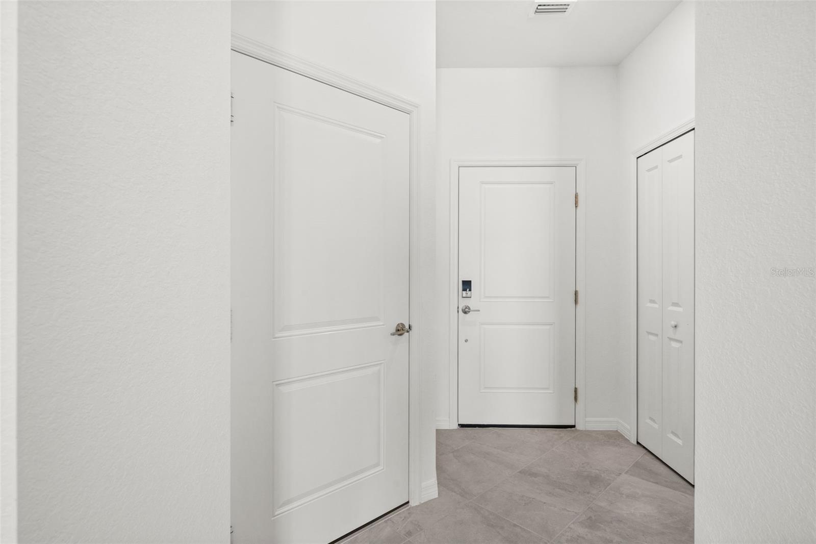 TUCKERS COVE - Residential