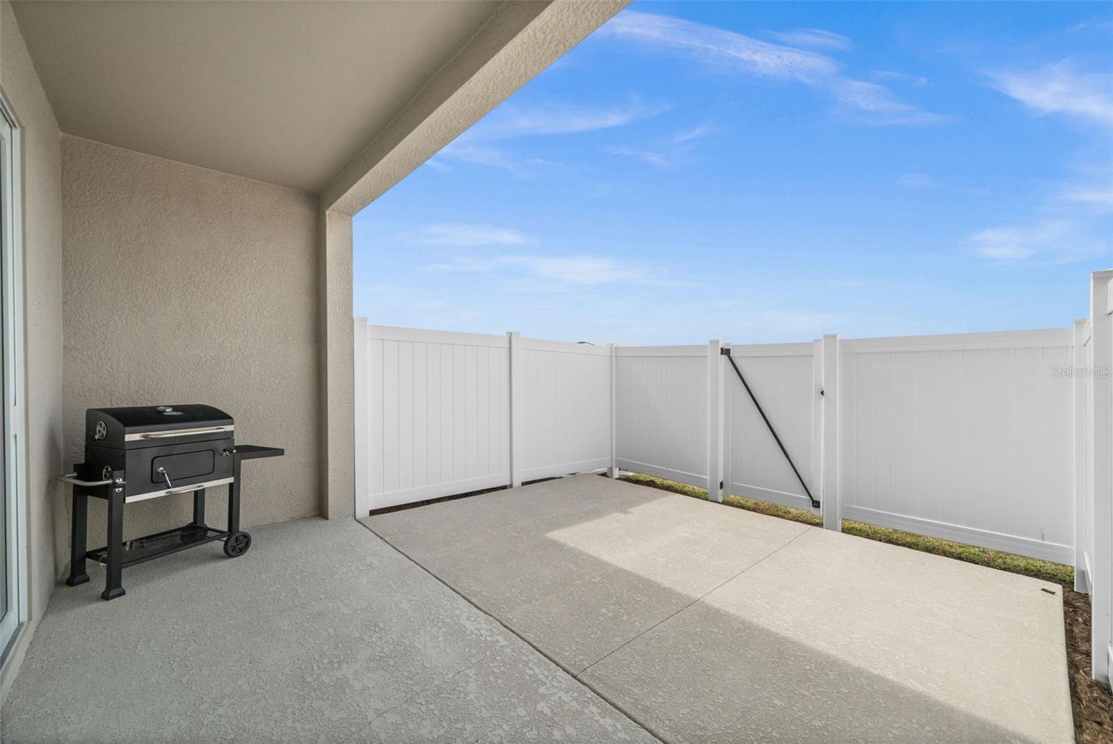 TUCKERS COVE - Residential