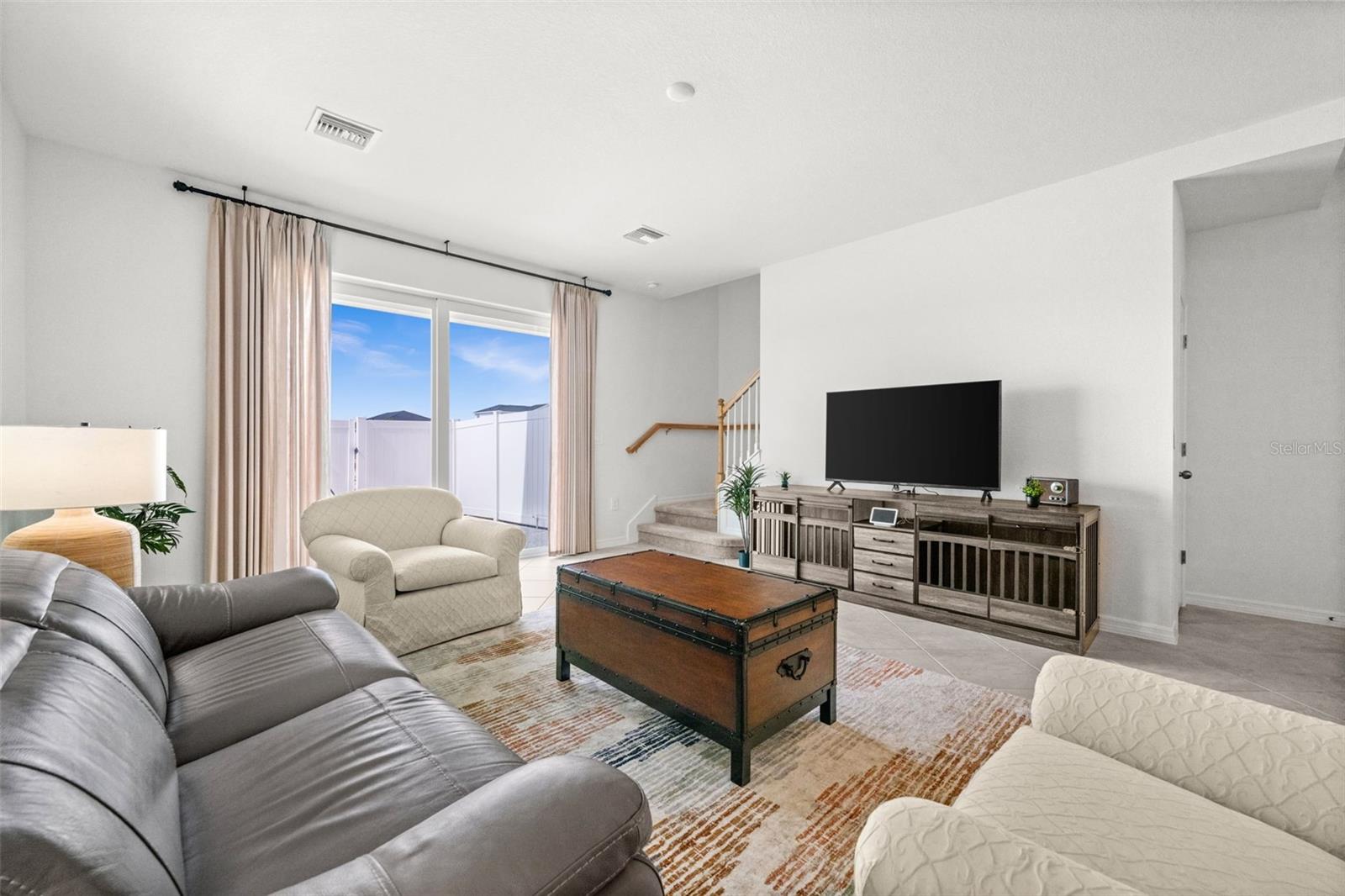 TUCKERS COVE - Residential