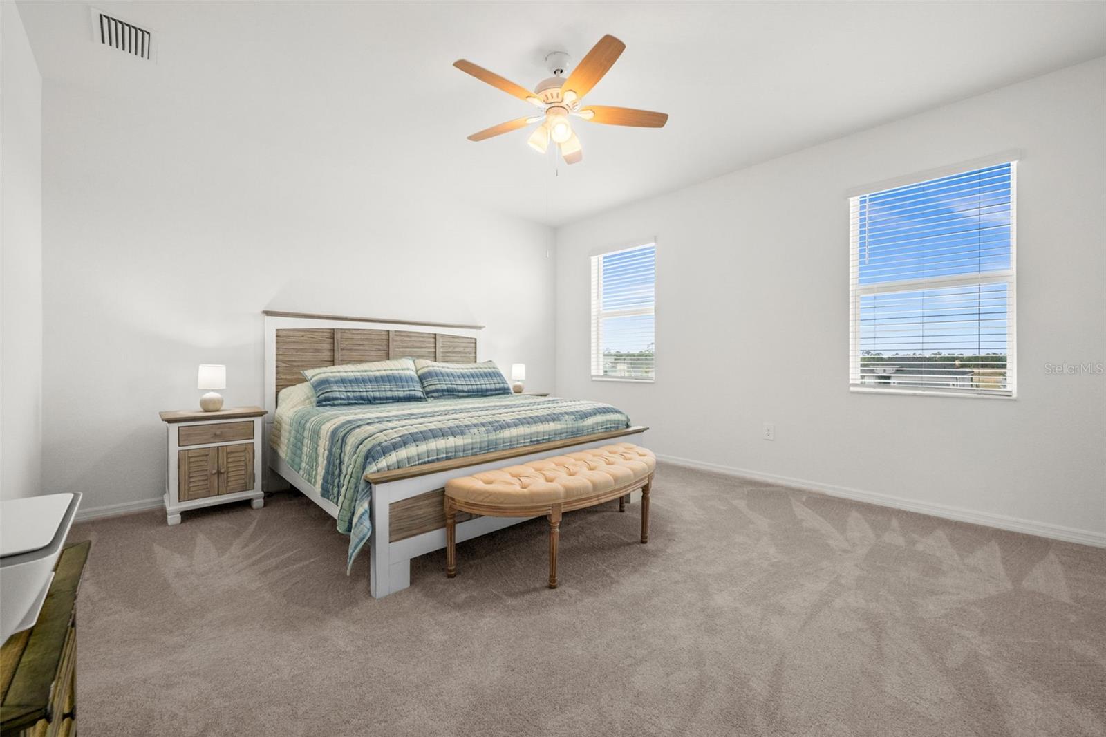 TUCKERS COVE - Residential