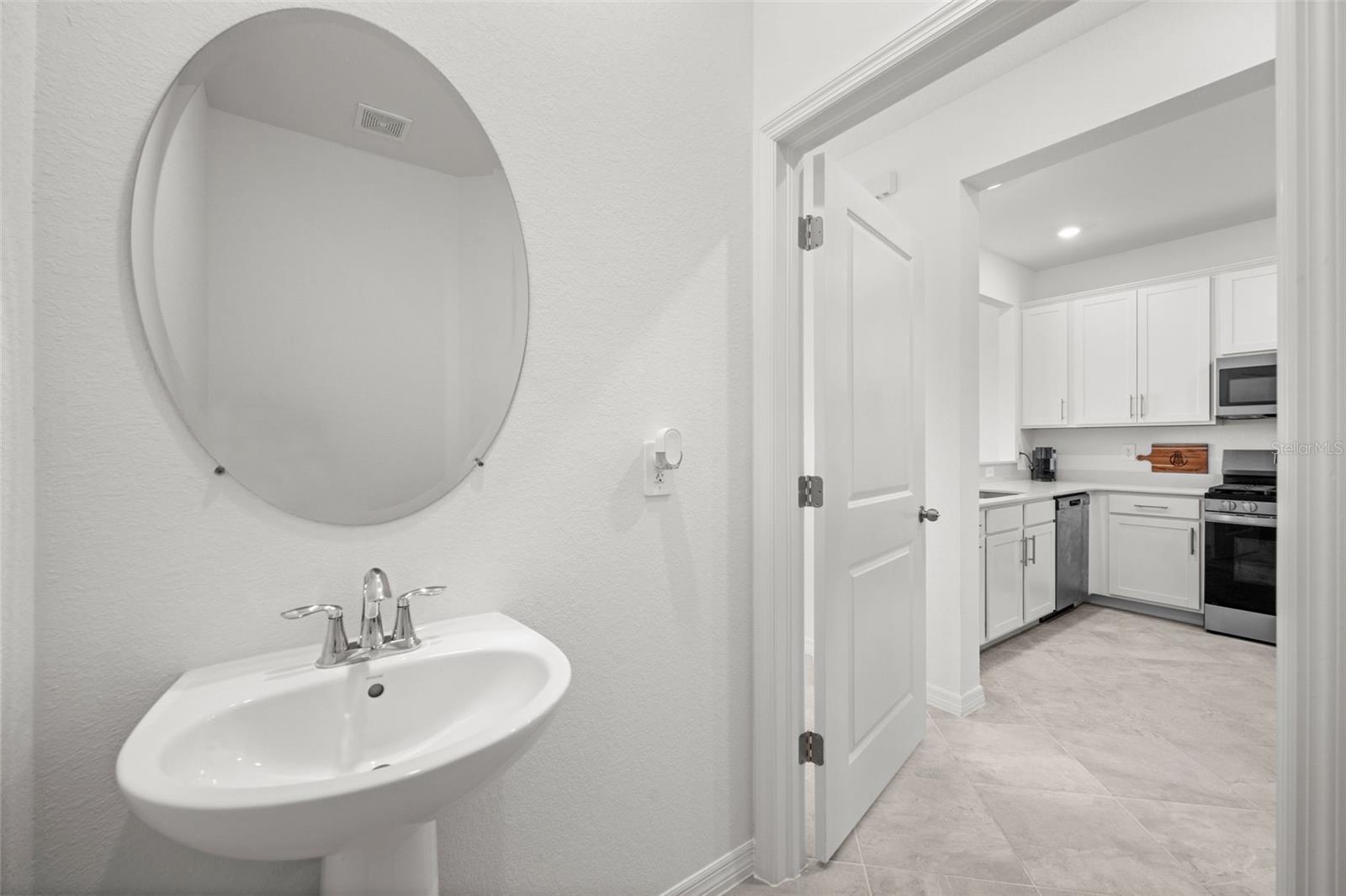 TUCKERS COVE - Residential