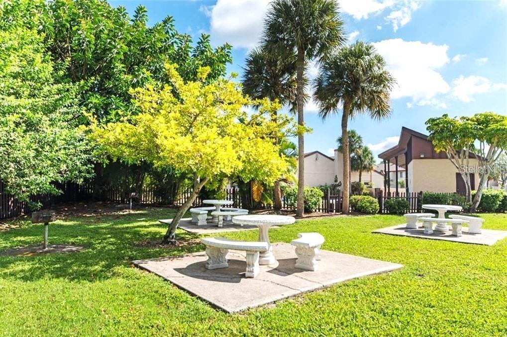 HIDDEN LAKE VILLAGE - Residential Lease