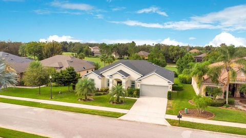 A home in DEBARY