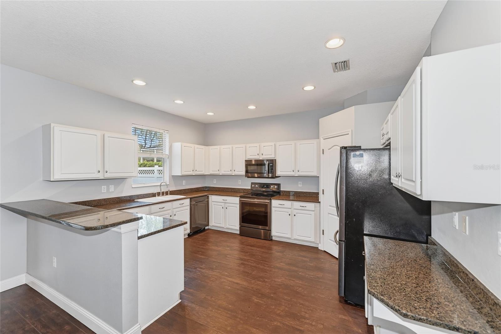 FOREST CREEK - Residential Lease