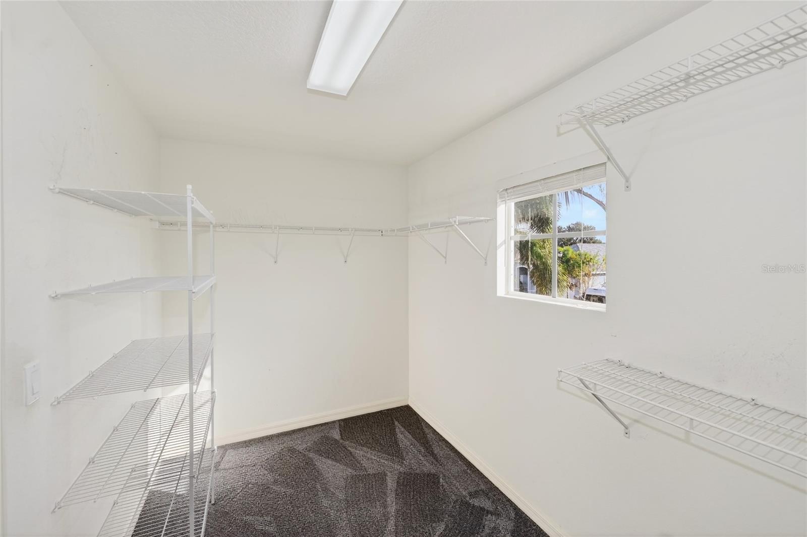 FOREST CREEK - Residential Lease