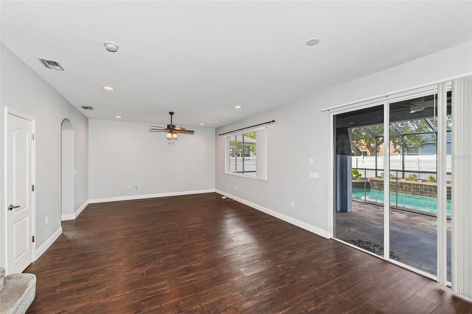 FOREST CREEK - Residential Lease