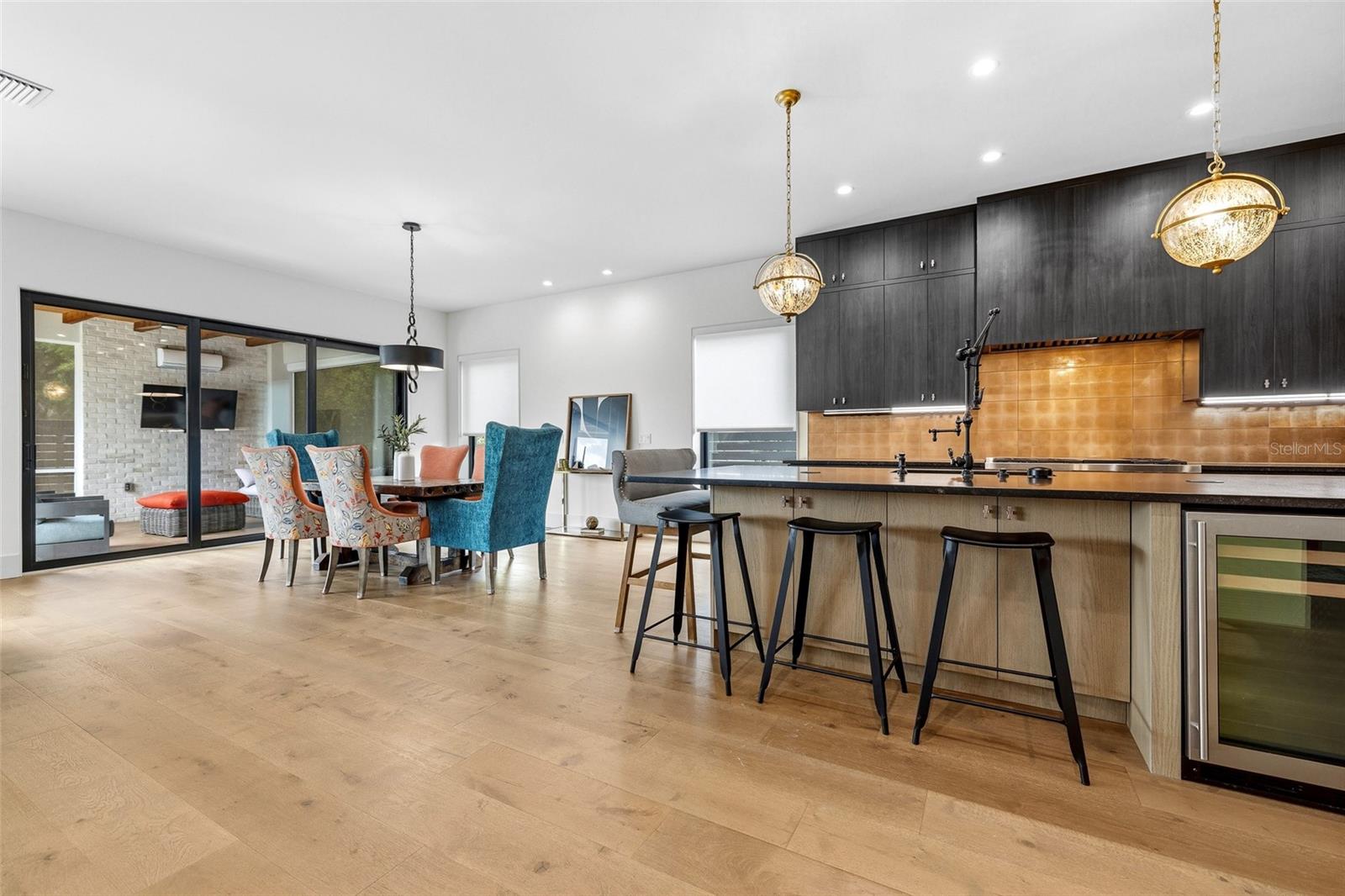 HORTON AARON - Residential