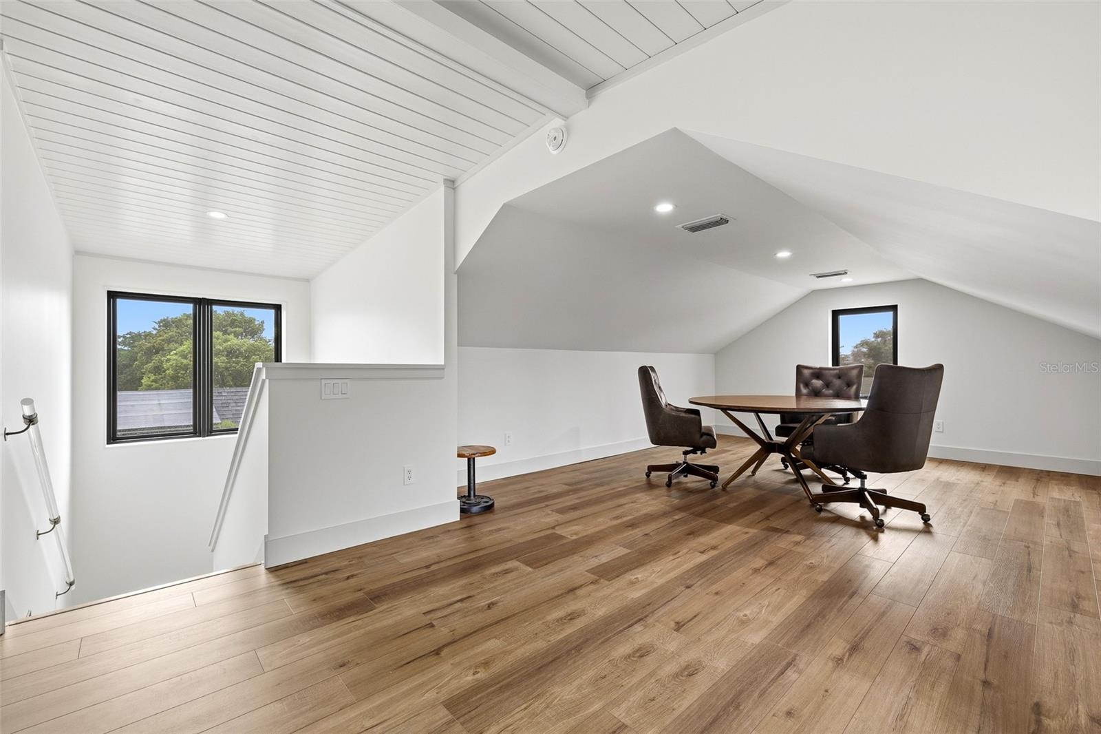 HORTON AARON - Residential