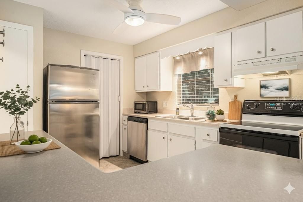 Photo of 11200 102nd Avenue #16, Seminole, FL 33778 (MLS # TB8351426)