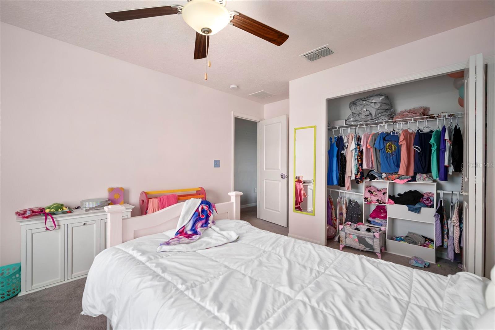 BERRY BAY SUB - Residential Lease