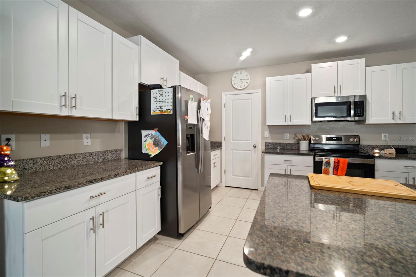 BERRY BAY SUB - Residential Lease