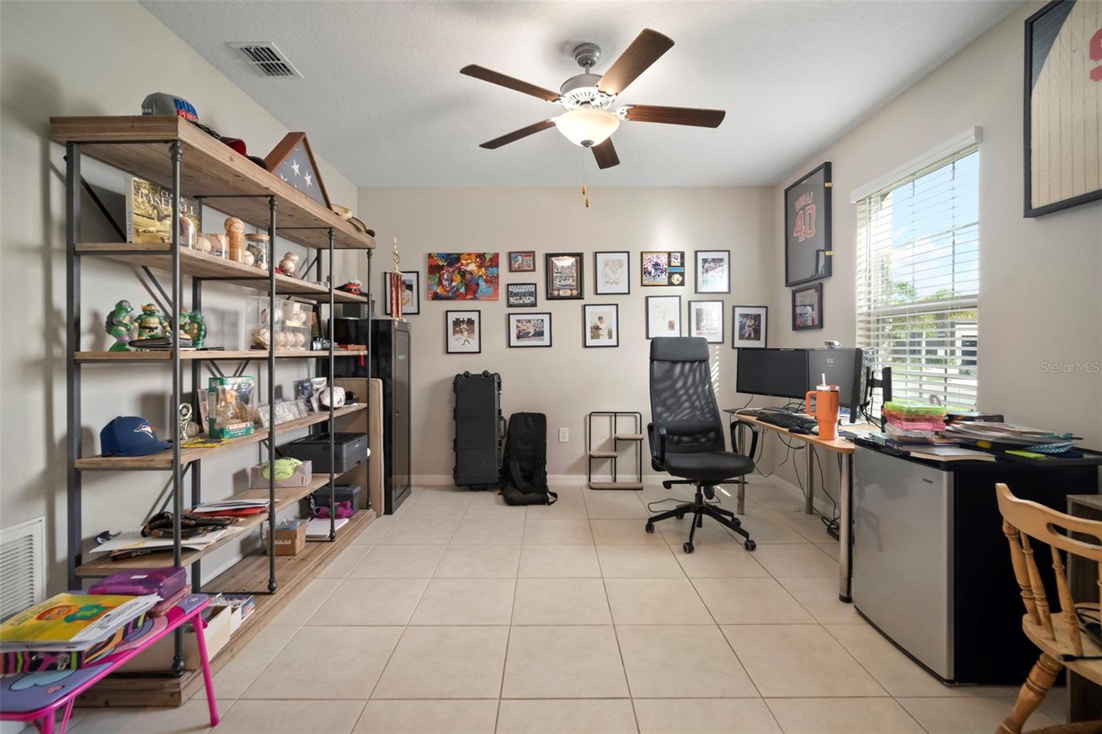 BERRY BAY SUB - Residential Lease