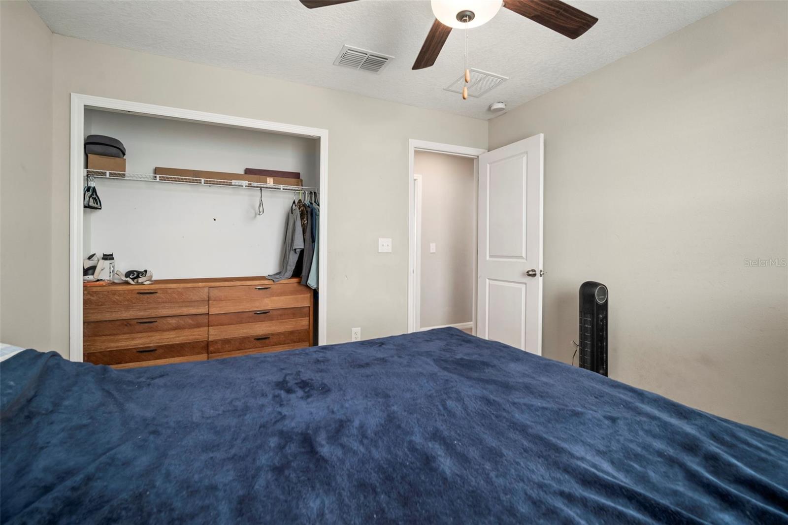 BERRY BAY SUB - Residential Lease