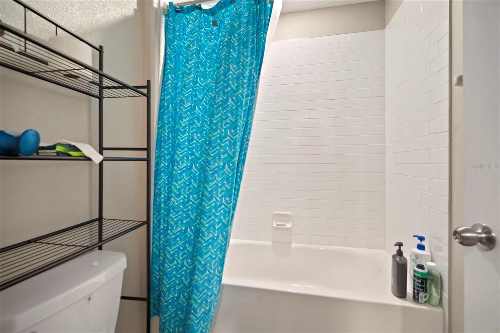 BERRY BAY SUB - Residential Lease