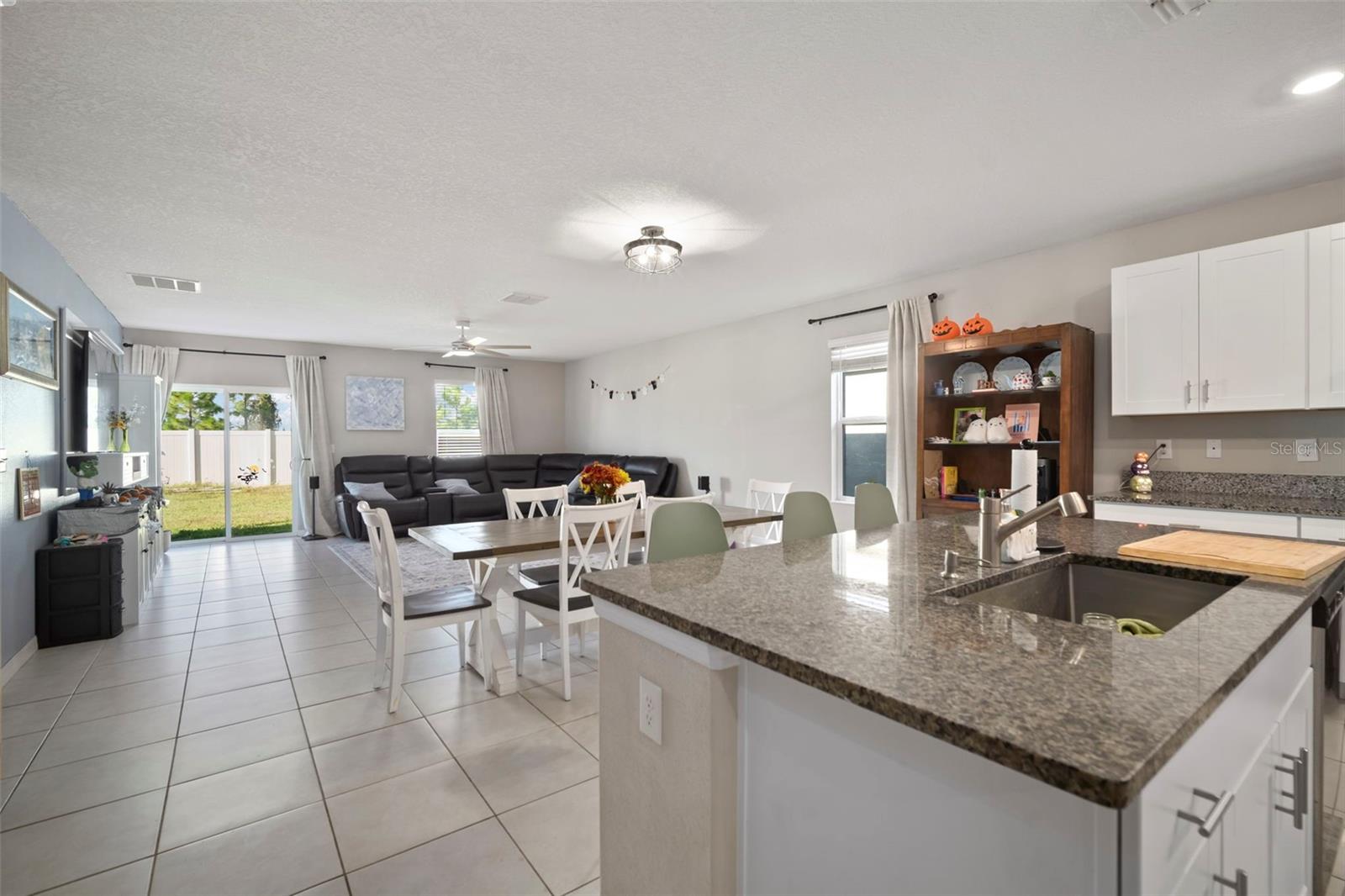 BERRY BAY SUB - Residential Lease