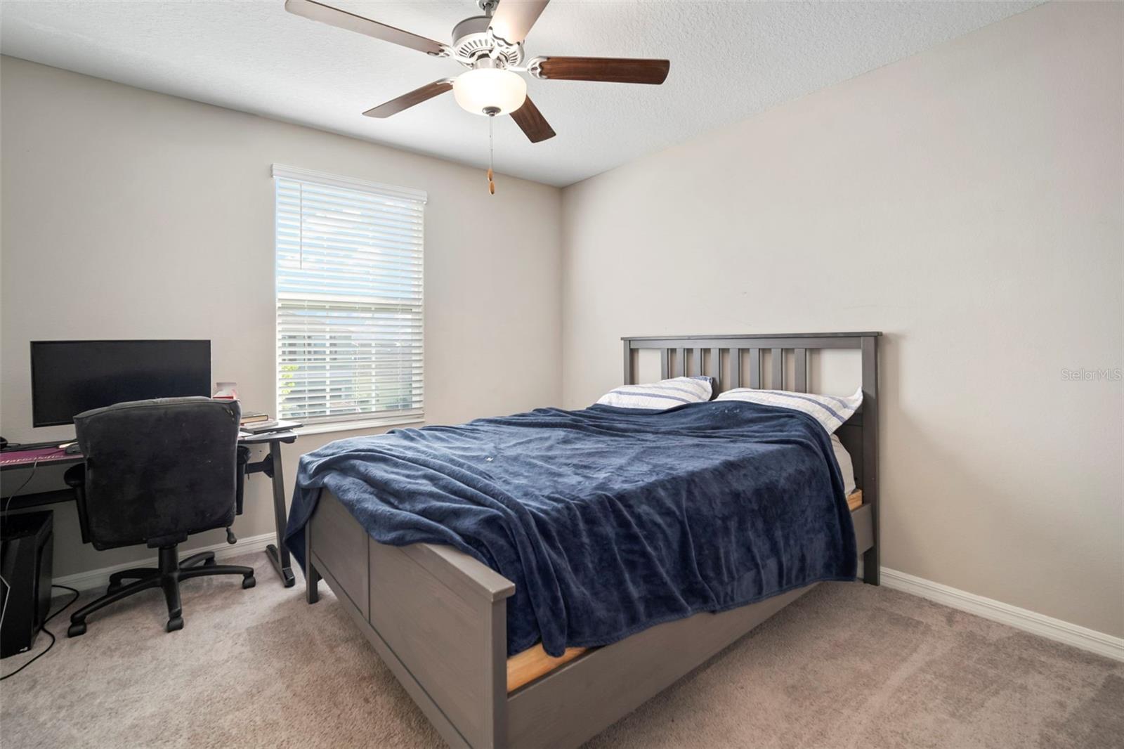 BERRY BAY SUB - Residential Lease