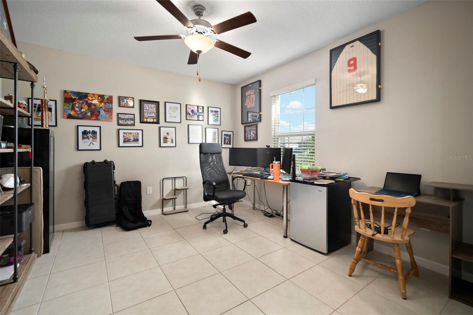 BERRY BAY SUB - Residential Lease
